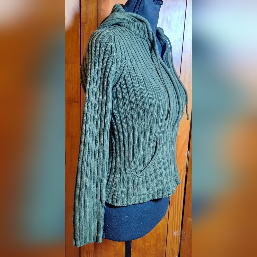 🐸DEB Ribbed Green Zip-Up Sweater - Picture 2 of 9